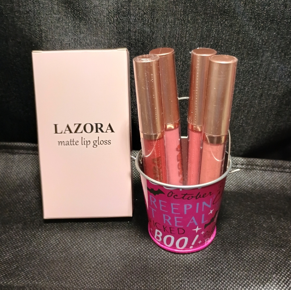 4 Lip Gloss